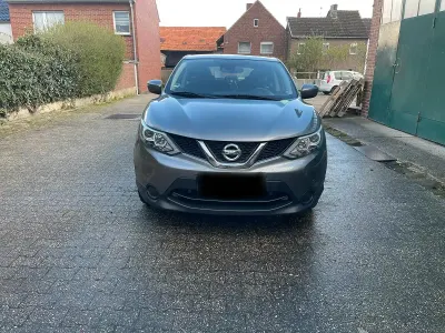 Gebraucht Nissan Qashqai 116 PS (85 kW) 2017 Grau SUV
