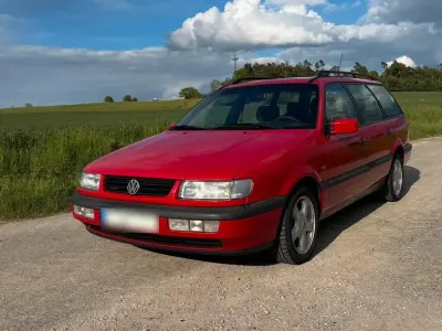 Gebraucht VW Passat 90 PS (66 kW) 1995 Rot Kombi