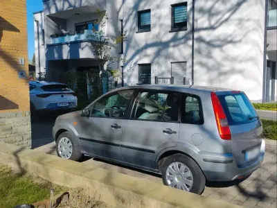 Brugt Ford Fusion 80 HK (58 kW) 2005 Sølv Hatchback