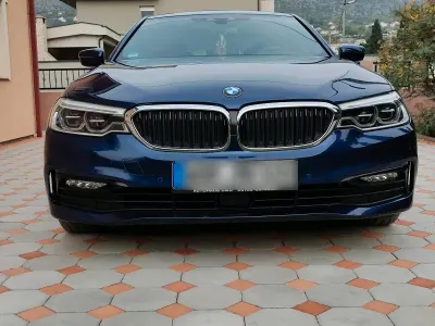 Gebraucht BMW 530 265 PS (194 kW) 2017 Blau Limousine