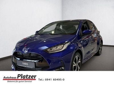 Neu Toyota Yaris Hybrid 92 PS (67 kW) 2025 Blau Limousine