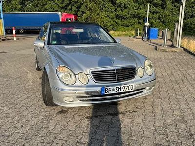 Mercedes E500