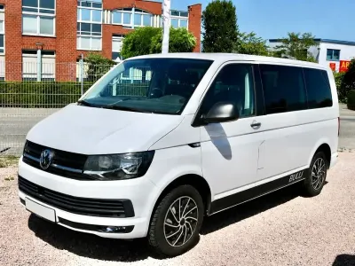 Gebraucht VW Multivan 150 PS (110 kW) 2017 Weiß Van / Kleinbus