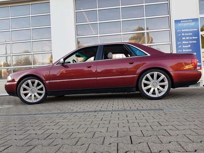Gebraucht Audi A8 340 PS (250 kW) 1997 Rot Limousine