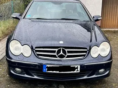Gebraucht Mercedes CLK350 Avantgarde 272 PS (200 kW) 2007 Schwarz Coupé