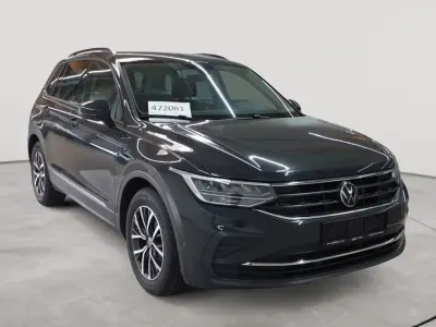 Gebraucht VW Tiguan Life 150 PS (110 kW) 2023 Grau SUV