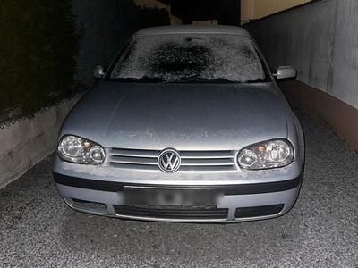 Silber Gebraucht 2000 VW Golf IV Kleinwagen | 1.300 € (Fairer Preis)