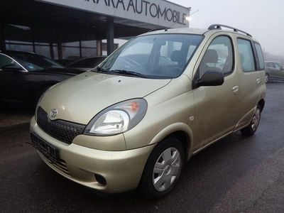 Gebraucht Toyota Yaris Verso Sol 86 PS (63 kW) 2000 Gelb Van / Kleinbus