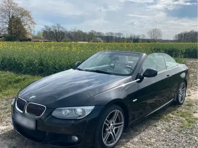 Gebraucht BMW 330 Cabriolet 245 PS (180 kW) 2013 Schwarz Cabrio