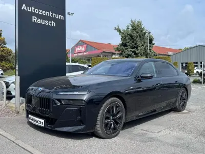 Gebraucht BMW 740 M Sport 286 PS (210 kW) 2025 Schwarz Limousine
