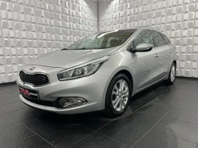 Gebraucht Kia Ceed Sportswagon 128 PS (94 kW) 2015 Silber Kombi