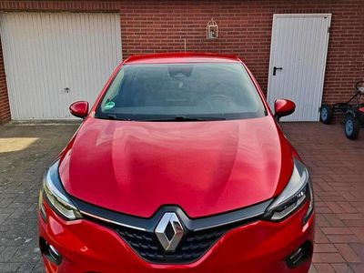Occasion Renault Clio V 100 PK (73 kW) 2019 Rood Sedan