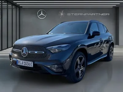 Używany Mercedes GLC300e AMG 333 KM (244 kW) 2026 Szary SUV