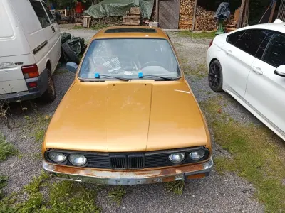 Gebraucht BMW 325 129 PS (94 kW) 1988 Gold Limousine