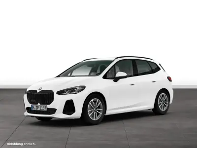 Gebraucht BMW 220 Active Tourer Sport Line 156 PS (114 kW) 2025 Weiß Van / Kleinbus