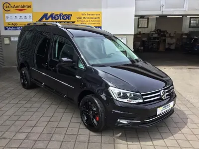 Gebraucht VW Caddy Highline 125 PS (91 kW) 2018 Deep black perleffekt Van / Kleinbus