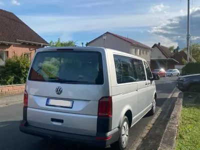 Używany VW Caravelle 102 KM (75 kW) 2015 Srebrny Van