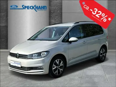 Gebraucht VW Touran Comfortline 150 PS (110 kW) 2024 Ivory silver metallic Van / Kleinbus