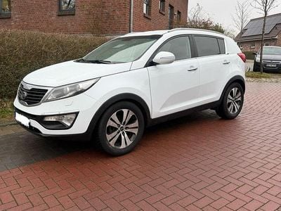 Weiß Gebraucht 2011 Kia Sportage SUV | 6.900 € (Guter Preis)