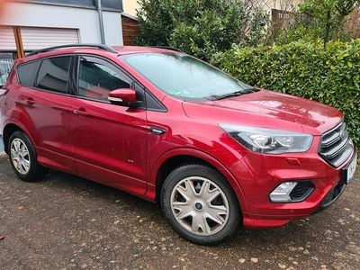 Rot Gebraucht 2019 Ford Kuga ST-Line SUV | 15.000 € (Guter Preis)