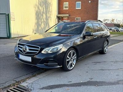 Gebraucht Mercedes E300 Avantgarde 231 PS (169 kW) 2015 Schwarz Limousine