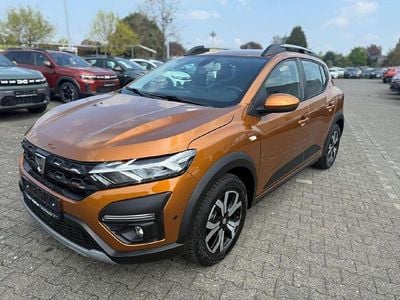 Usata Dacia Sandero Comfort 101 CV (74 kW) 2022 Berlina