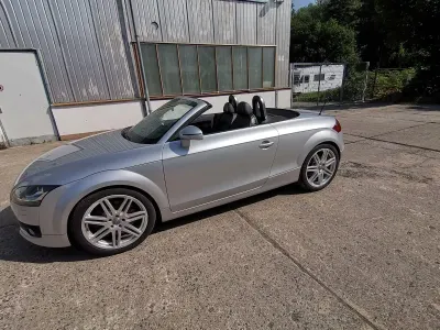 Gebraucht Audi TT Roadster Sport 250 PS (183 kW) 2009 Silber Cabrio