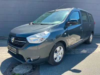Gebraucht Dacia Lodgy Comfort 102 PS (75 kW) 2019 Grau Van / Kleinbus