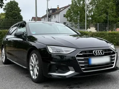 Gebraucht Audi A4 Advanced 190 PS (139 kW) 2020 Schwarz Kombi