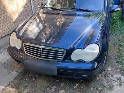 Usata Mercedes C180 143 CV (105 kW) 2004 Blu Station wagon