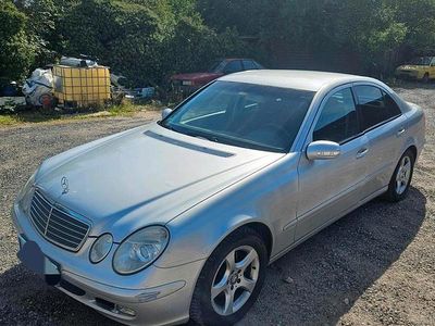 Mercedes E270