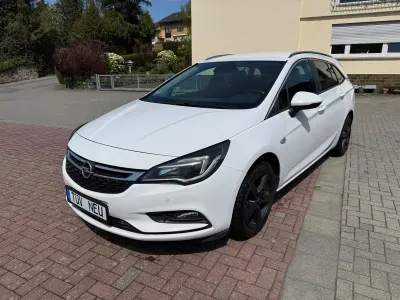 Gebraucht Opel Astra 160 PS (117 kW) 2017 Weiß Kombi
