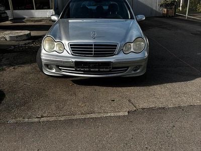 Mercedes C200