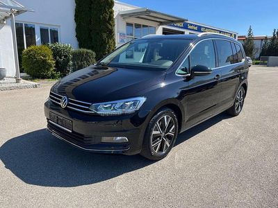 Gebraucht VW Touran Highline 150 PS (110 kW) 2021 Schwarz Van / Kleinbus