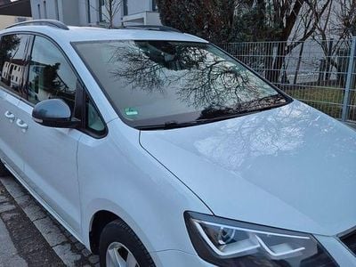Weiß Gebraucht 2017 Seat Alhambra CONNECT Van / Kleinbus | 20.600 € (Guter Preis)