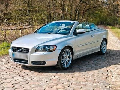 Second-hand Volvo C70 Summum 230 CP (169 kW) 2008 Argintiu Cabrio