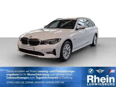 Usata BMW 330e Sport Line 292 CV (214 kW) 2022 Bianco Station wagon