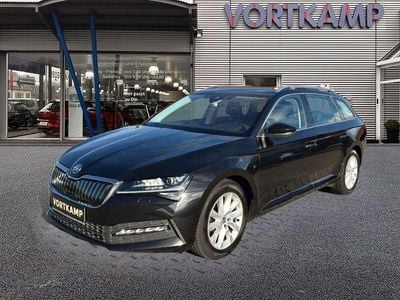 Schwarzmagic perleffekt Gebraucht 2020 Skoda Superb Style Kombi | 18.480 € (Guter Preis)