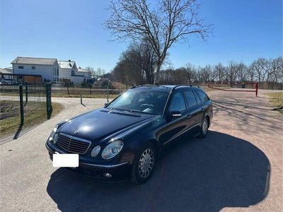 Mercedes E280