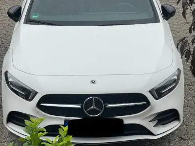 Gebraucht Mercedes A250 300 PS (220 kW) 2021 Weiß Kleinwagen