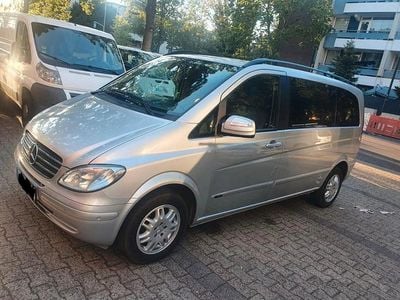 Usata Mercedes Viano 150 CV (110 kW) 2010 Grigio Monovolume