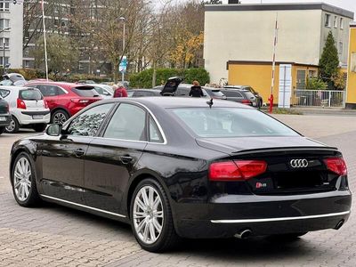 Audi A8L