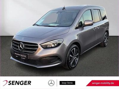 Gebraucht Mercedes T180 Progressive 116 PS (85 kW) 2024 Grau Van / Kleinbus
