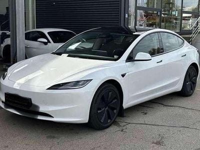Gebraucht Tesla Model 3 RWD 235 kW (320 PS) 2025 Weiß Limousine