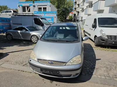 Gebraucht Ford Galaxy Ghia 116 PS (85 kW) 2004 Silber Van / Kleinbus
