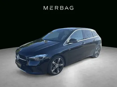 Gebraucht Mercedes B200 150 PS (110 kW) 2024 Schwarz Kleinwagen