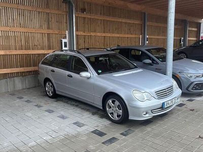 Mercedes C200