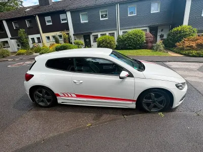 Gebraucht VW Scirocco 160 PS (117 kW) 2009 Weiß Coupé