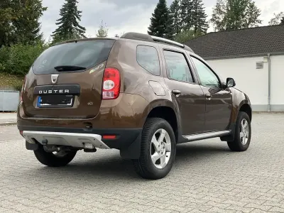 Używany Dacia Duster Prestige 110 KM (80 kW) 2010 Brązowy SUV