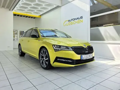 Gebraucht Skoda Superb SportLine 150 PS (110 kW) 2022 Gold Kombi